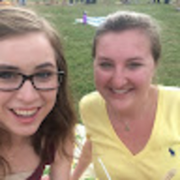 Meet your Posher, Rachel - Picture 1 of 1